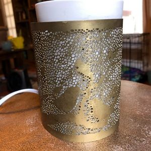 Scentsy Chickadee wrap and warmer, needs new bulb